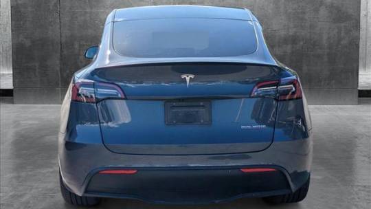 2022 Tesla Model Y 7SAYGDEF3NF312196