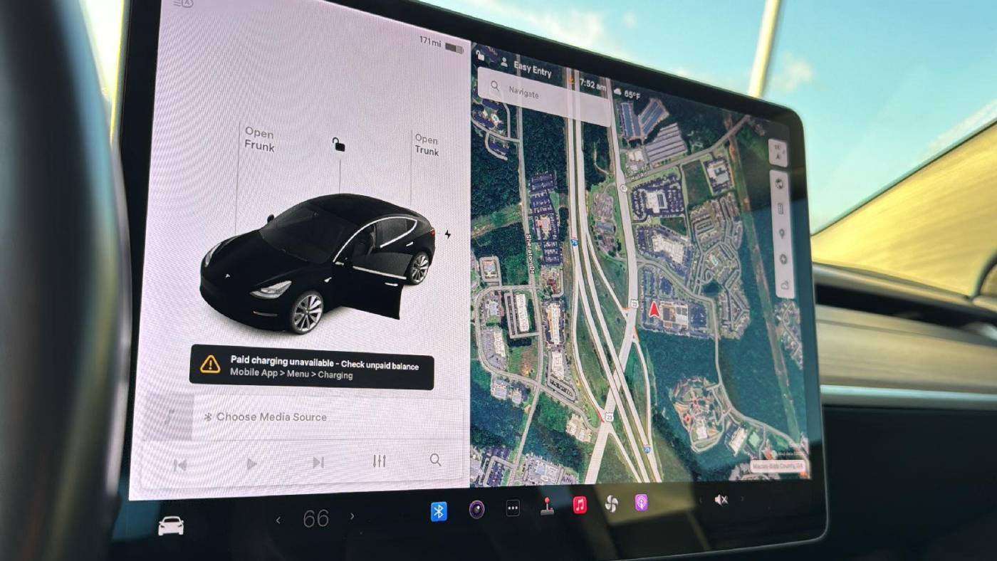 2018 Tesla Model 3 5YJ3E1EB2JF186853