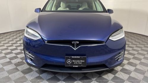 2018 Tesla Model X 5YJXCBE23JF123077