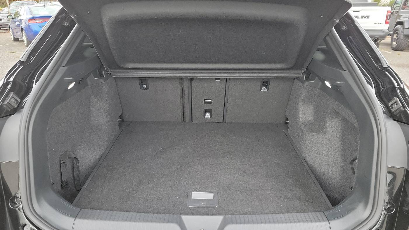 2021 Volkswagen ID.4 WVGDMPE24MP019362