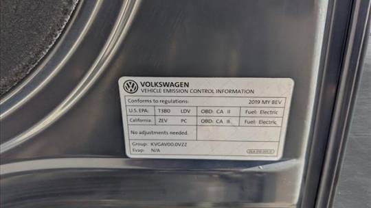 2019 Volkswagen e-Golf WVWKR7AU7KW909720