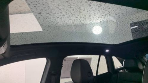 2022 Volkswagen ID.4 WVGTMPE26NP075008