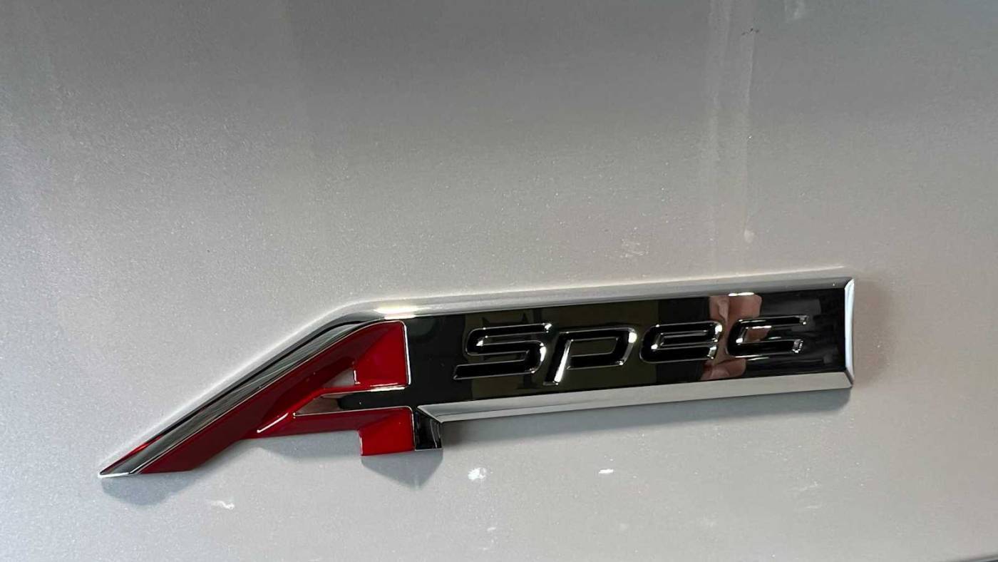 2024 Acura ZDX 4W5KHNRLXRZ509830