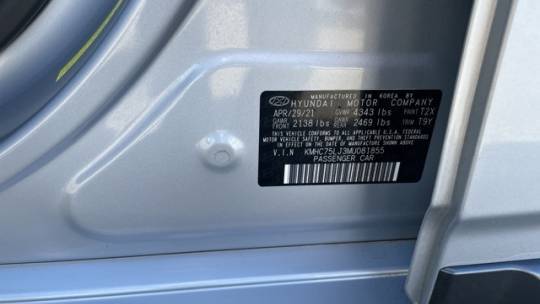 2021 Hyundai IONIQ KMHC75LJ3MU081855