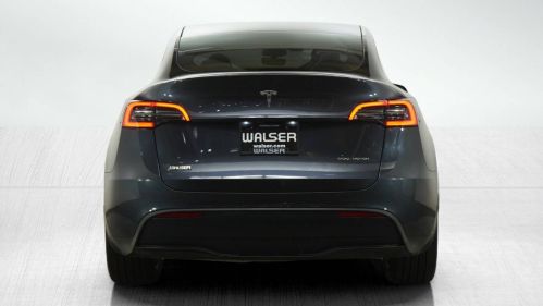 2024 Tesla Model Y 7SAYGDEE2RA239767