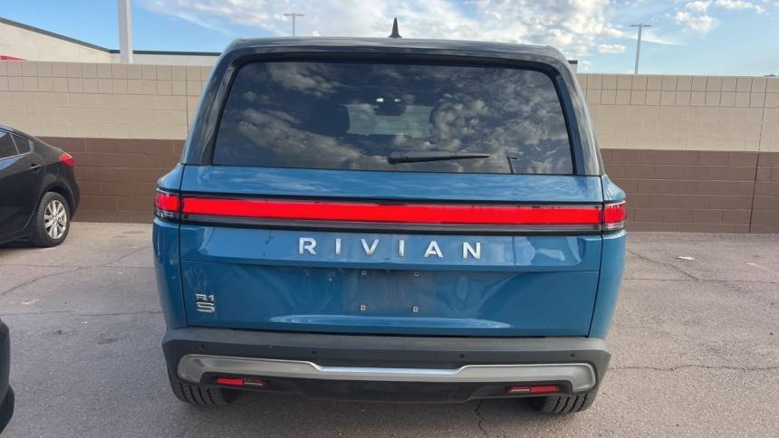 2023 Rivian R1S - Images - 6