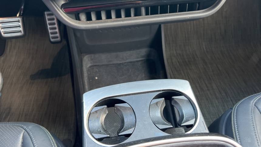 2023 Rivian R1S - Images - 17