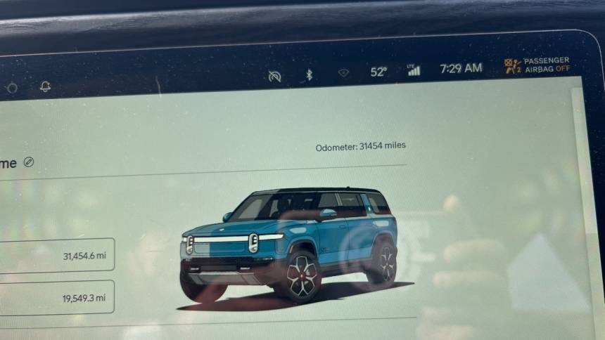 2023 Rivian R1S - Images - 20