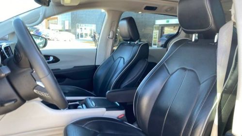 2021 Chrysler Pacifica 2C4RC1L72MR596706