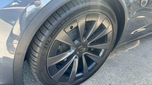 2022 Tesla Model X 7SAXCBE66NF332518