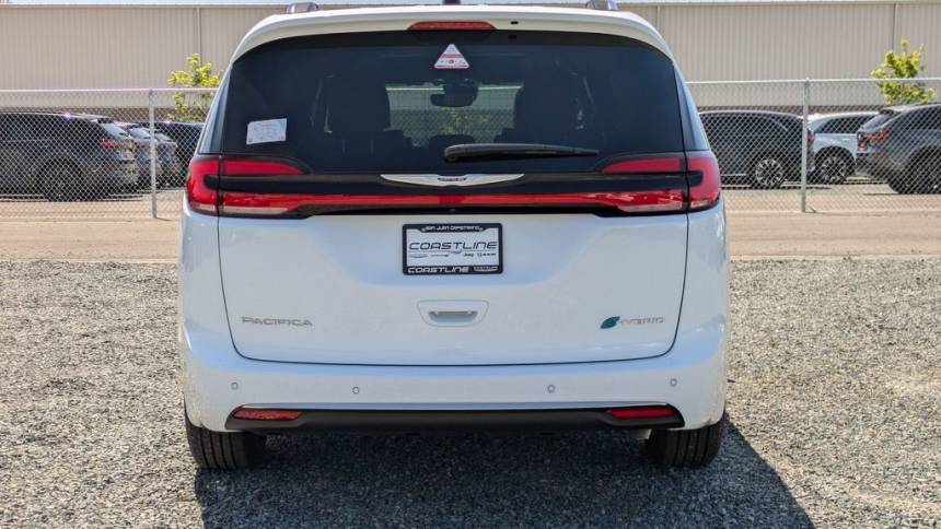 2025 Chrysler Pacifica 2C4RC1N75SR567484
