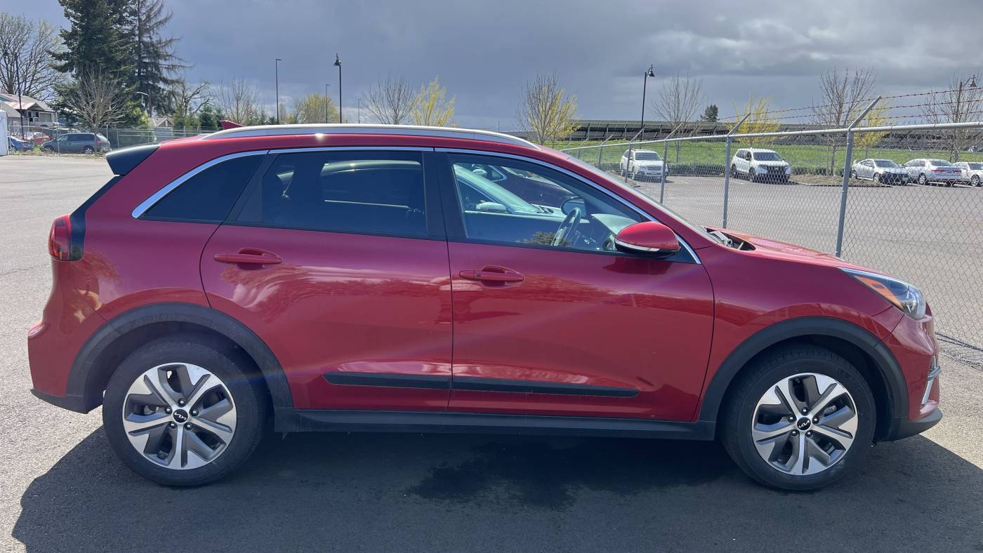 2022 Kia NIRO EV KNDCC3LG8N5149362