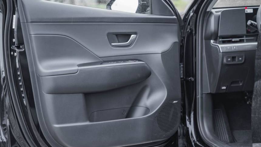 2025 Hyundai Kona Electric KM8HE3A69SU029139