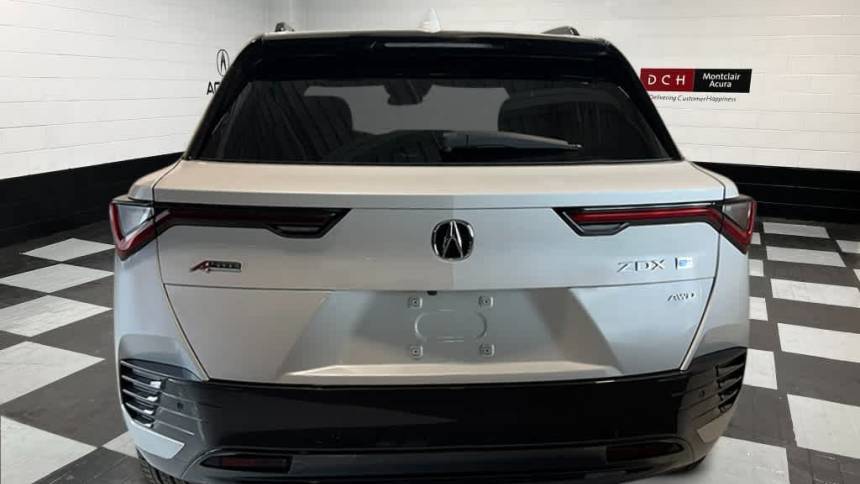 2024 Acura ZDX 4W5KHNRL9RZ507745