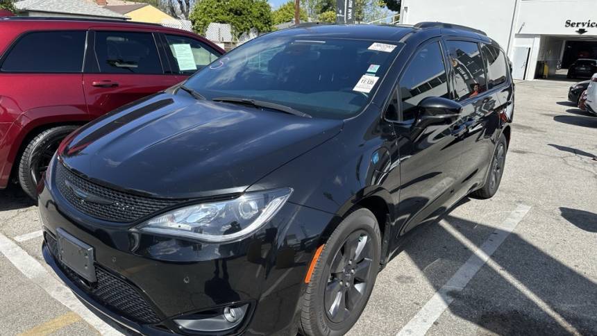 2020 Chrysler Pacifica 2C4RC1N72LR199427