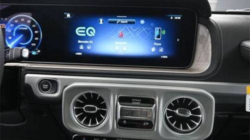 2025 Mercedes Electric G-Class W1NWM0AB0SX037129