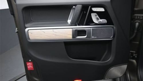 2025 Mercedes Electric G-Class W1NWM0AB0SX037129