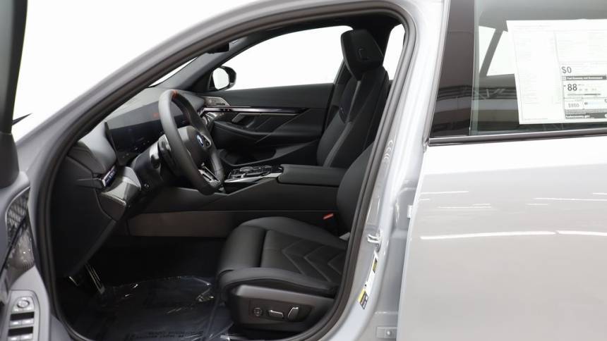 2025 BMW i5 WBY43FK01SCU89064