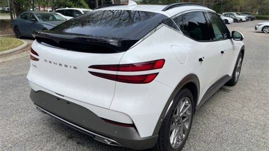 2024 Genesis GV60 KMUKCDSC2RU023443