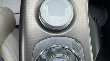 2024 Genesis GV60 KMUKCDSC2RU023443