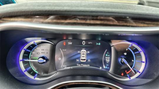 2021 Chrysler Pacifica 2C4RC1N78MR562556