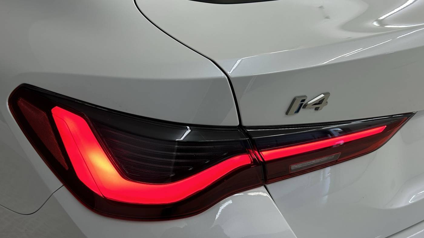 2024 BMW i4 WBY33AW02RFS49569