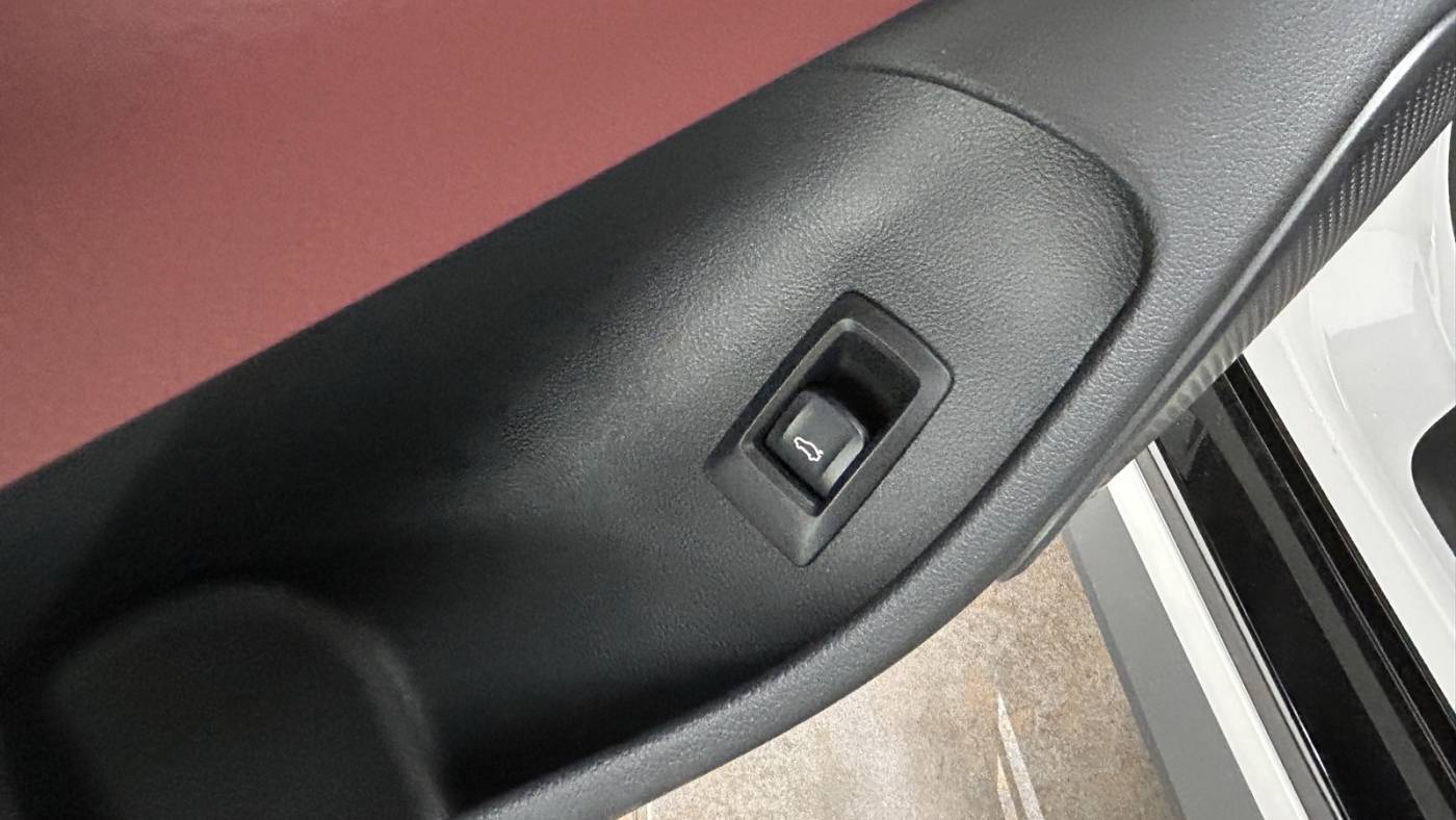 2025 BMW i4 WBY33HD08SFU79411