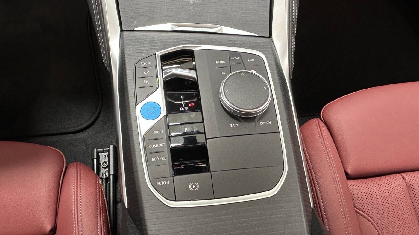 2025 BMW i4 WBY33HD08SFU79411