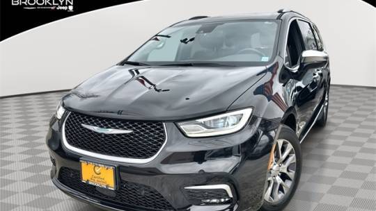 2021 Chrysler Pacifica 2C4RC1N78MR562556