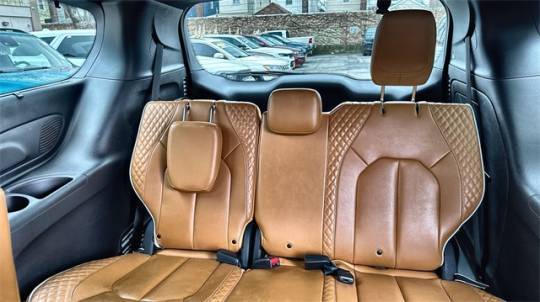 2021 Chrysler Pacifica 2C4RC1N78MR562556