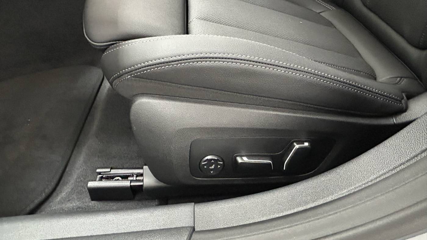 2025 BMW i4 WBY33HD05SFU84890