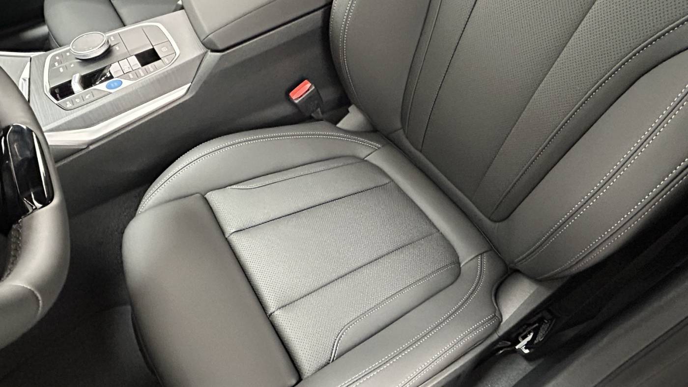 2025 BMW i4 WBY43HD06SFU72011