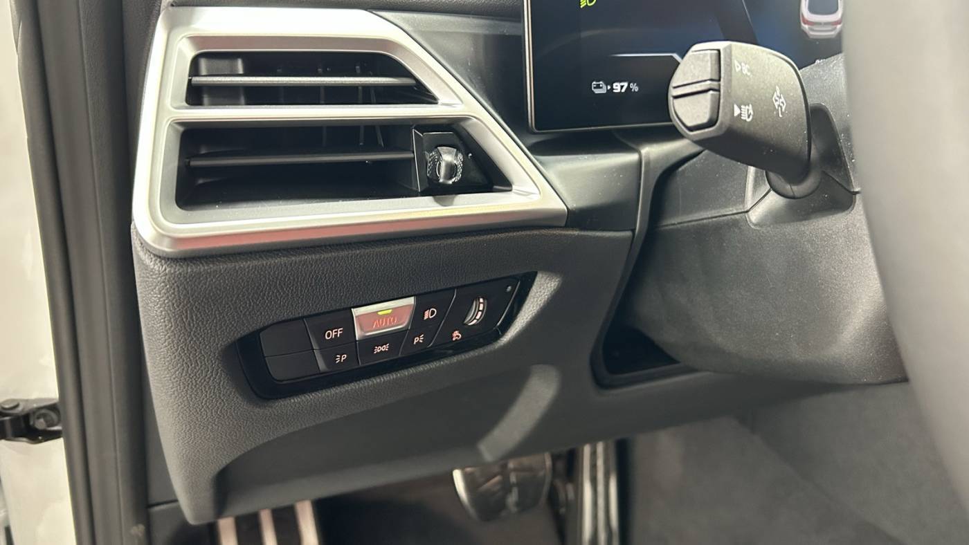 2025 BMW i4 WBY33HD08SFU79411