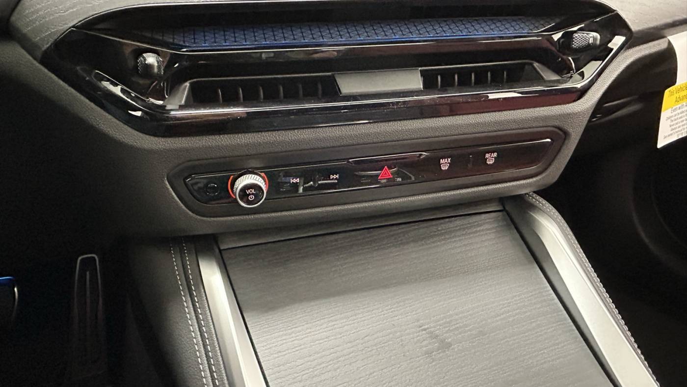 2025 BMW i4 WBY33HD08SFU79411