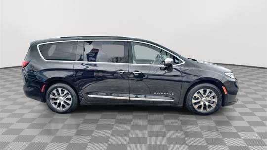 2021 Chrysler Pacifica 2C4RC1N78MR562556
