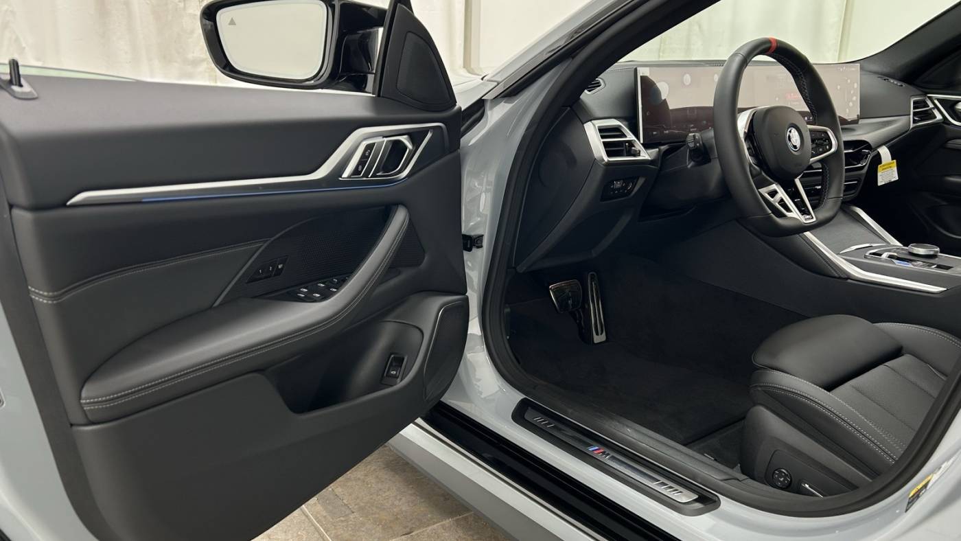 2025 BMW i4 WBY33HD05SFU84890