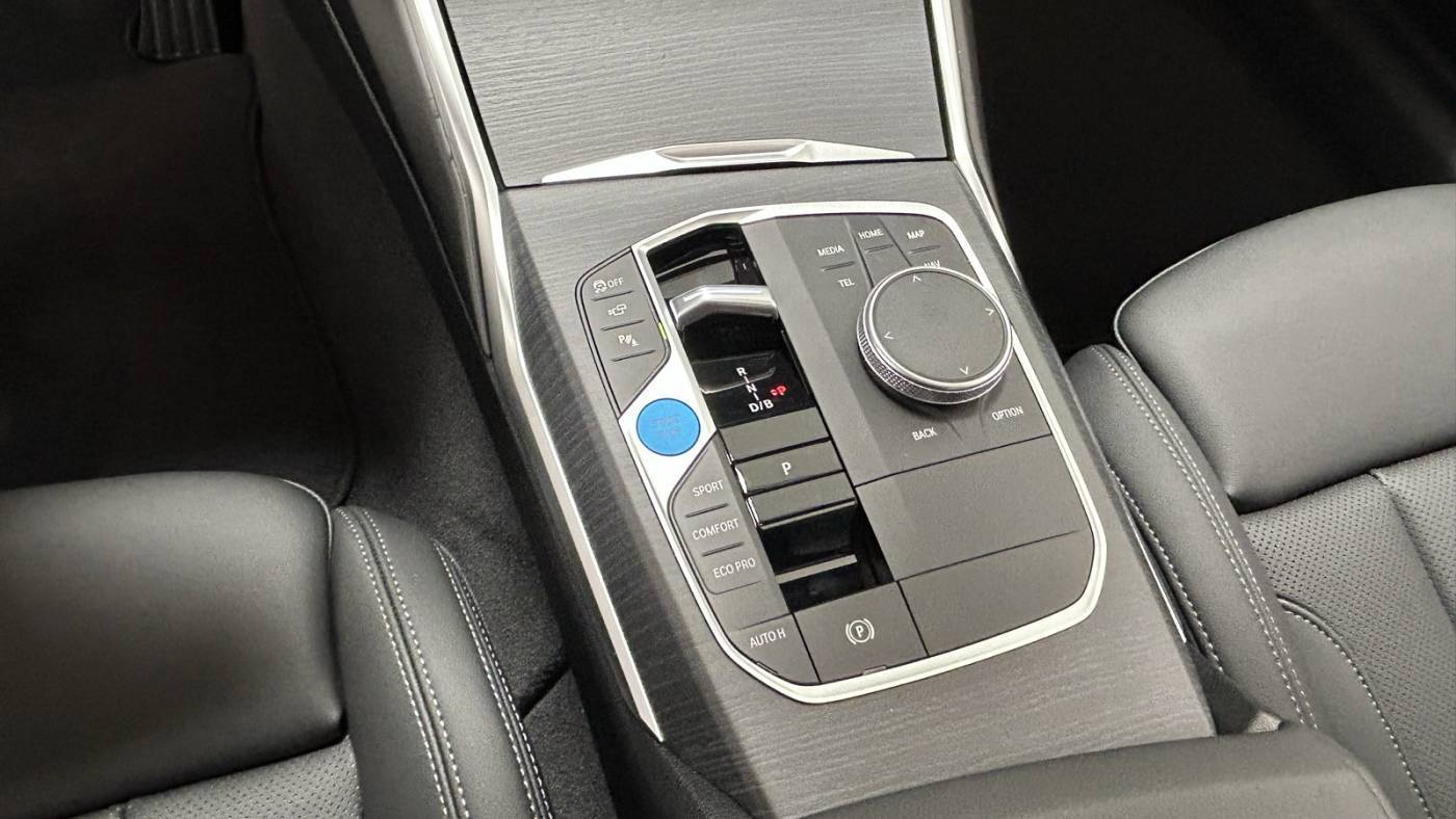 2025 BMW i4 WBY43HD06SFU72011