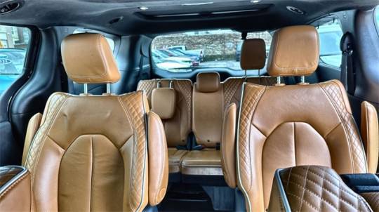 2021 Chrysler Pacifica 2C4RC1N78MR562556