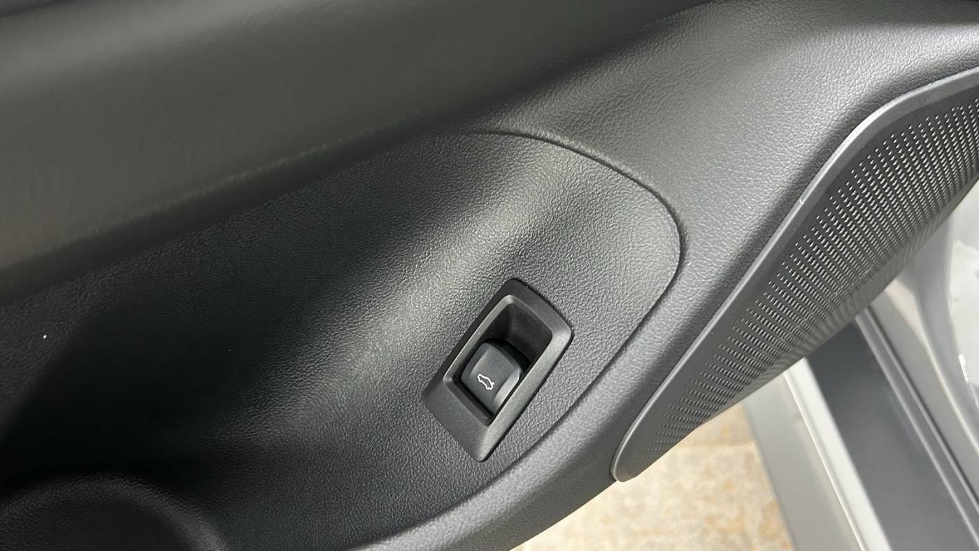 2025 BMW i4 WBY43HD06SFU72011