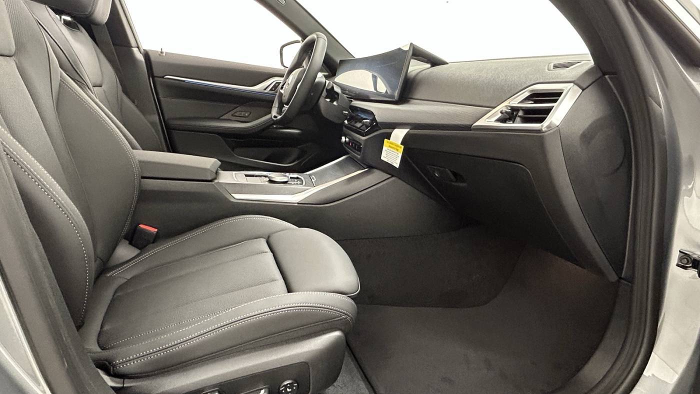 2025 BMW i4 WBY43HD06SFU72011