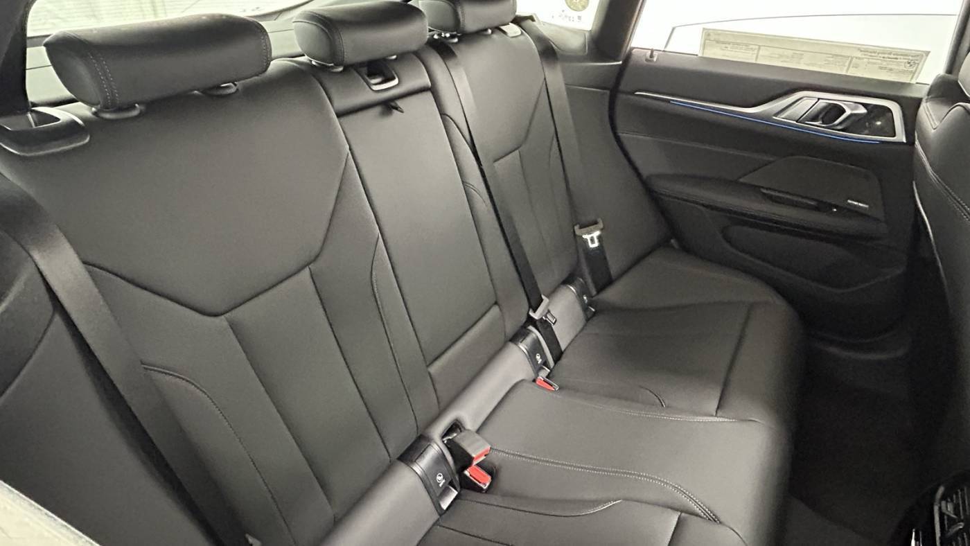 2025 BMW i4 WBY43HD06SFU72011