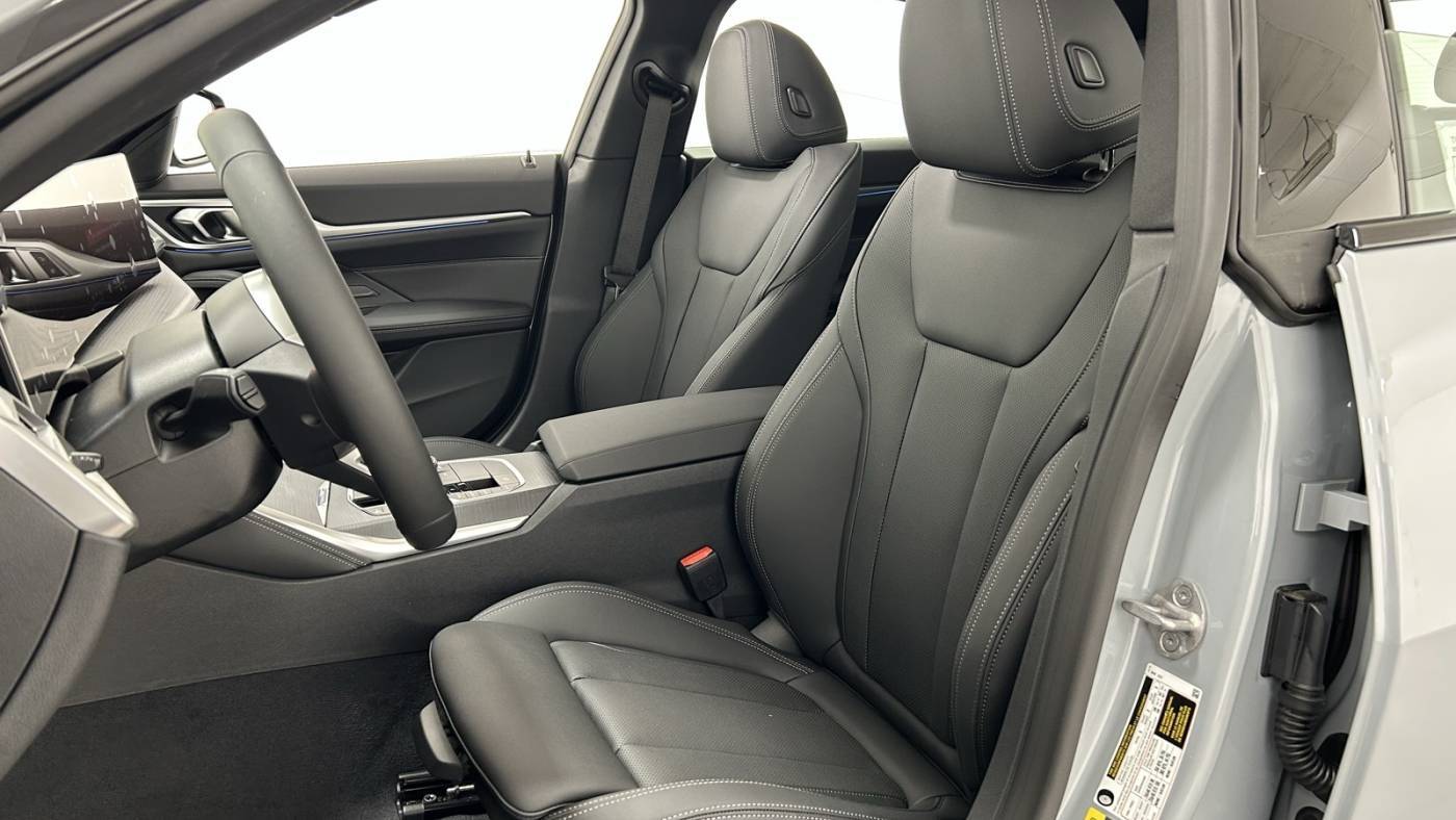 2025 BMW i4 WBY33HD05SFU84890