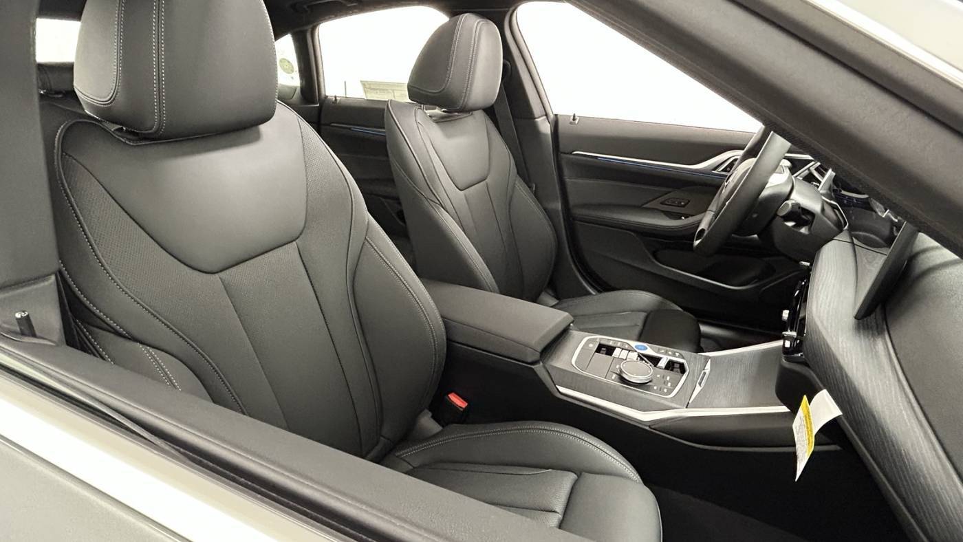 2025 BMW i4 WBY43HD06SFU72011