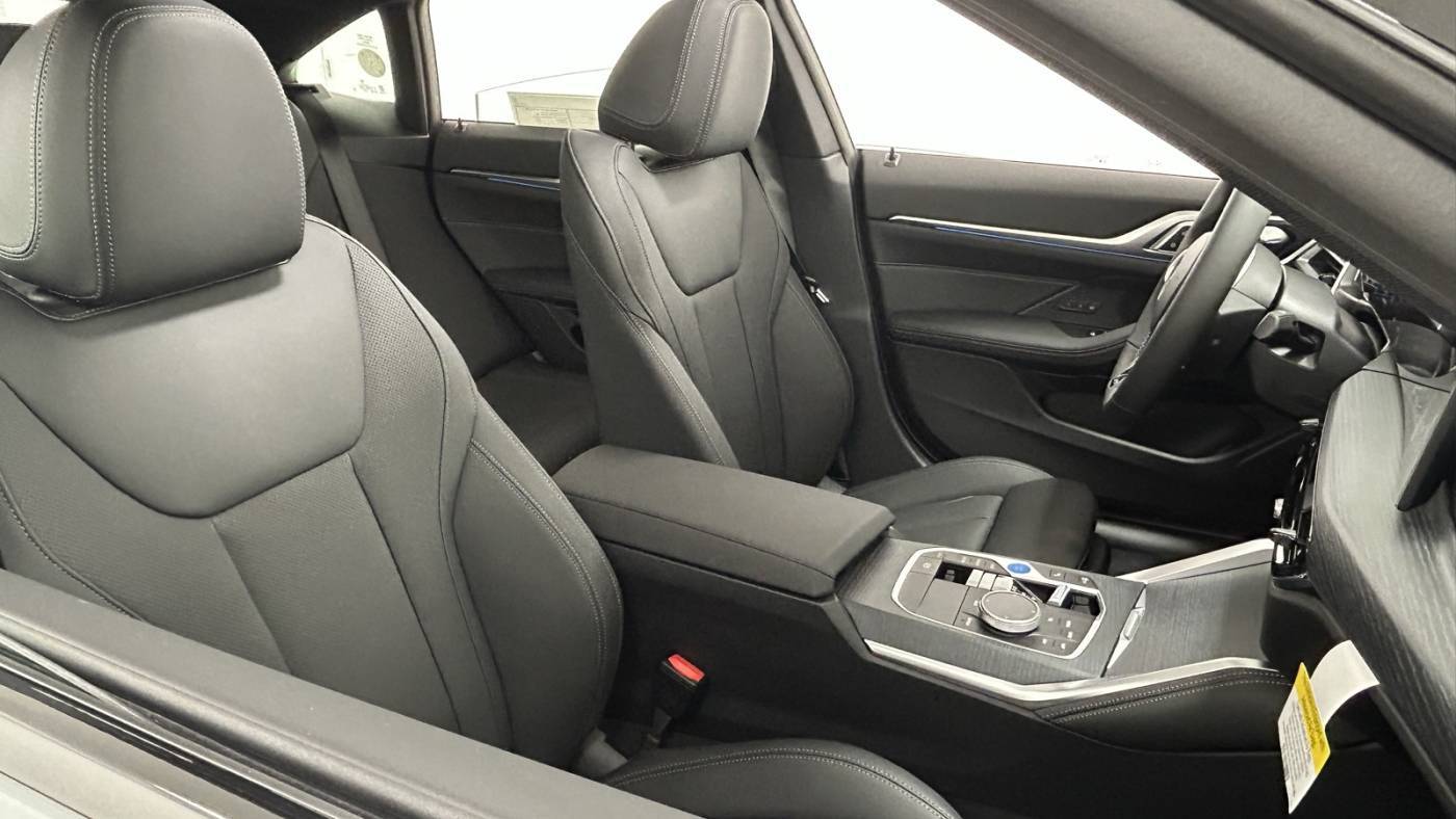 2025 BMW i4 WBY33HD05SFU84890