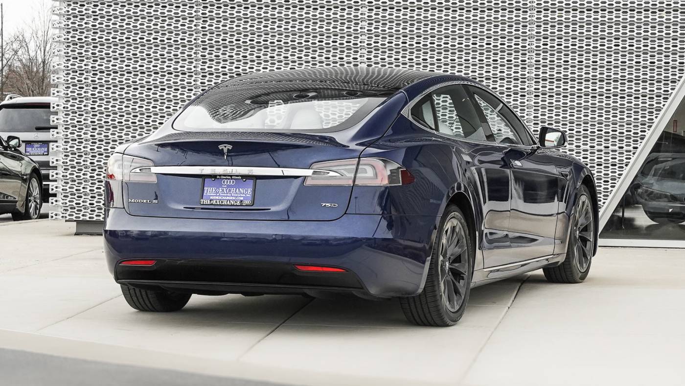 2018 Tesla Model S 5YJSA1E27JF267709