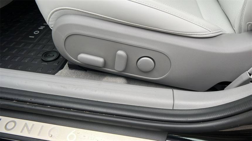 2025 Hyundai IONIQ 6 KMHM54ACXSA090866