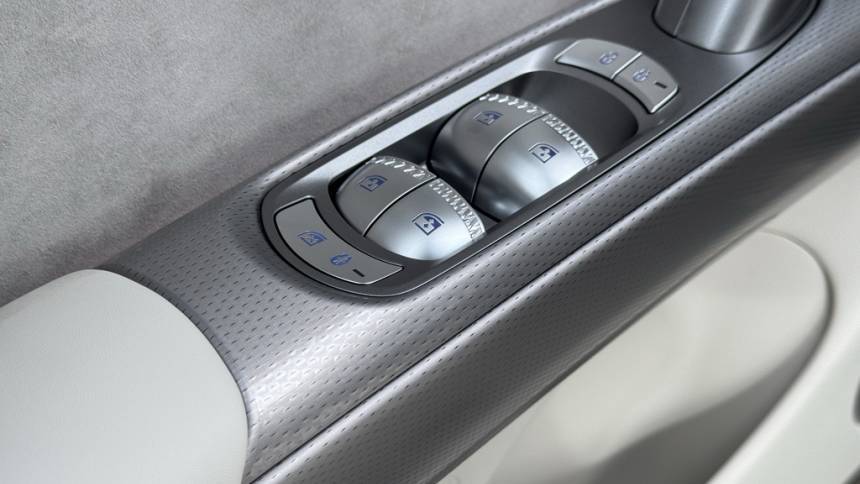 2025 Genesis GV60 KMUKEDSB0SU028051