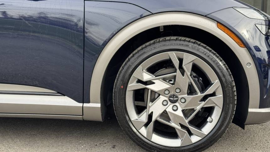 2025 Genesis GV60 KMUKEDSB0SU028051