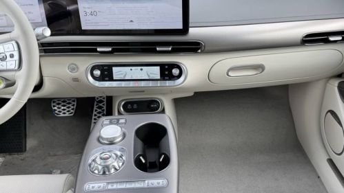2025 Genesis GV60 KMUKEDSB0SU028051