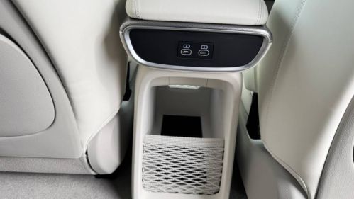 2025 Genesis GV60 KMUKEDSB0SU028051